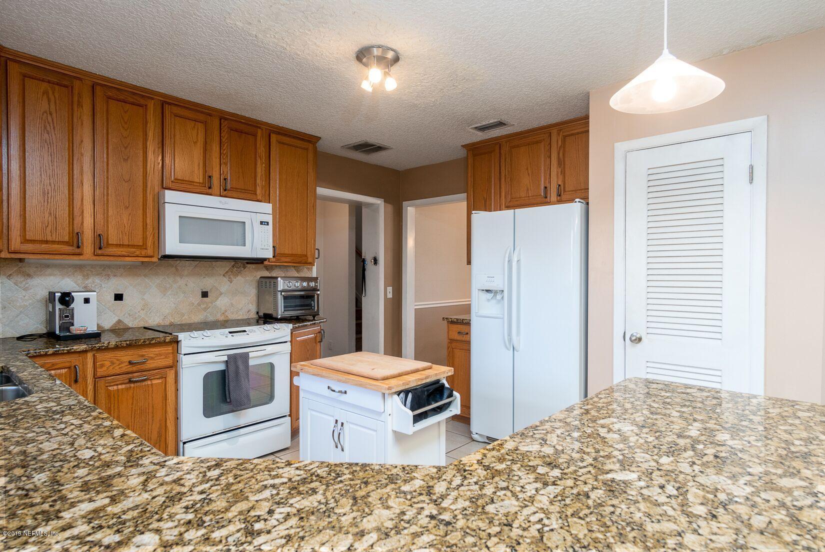 6842 Estrada Road Jacksonville, FL 32217 - Photo 8 of 38 KITCHEN 3