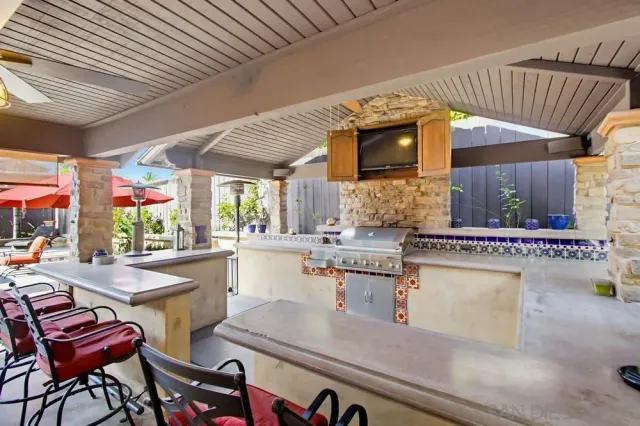 a view of a wooden fence