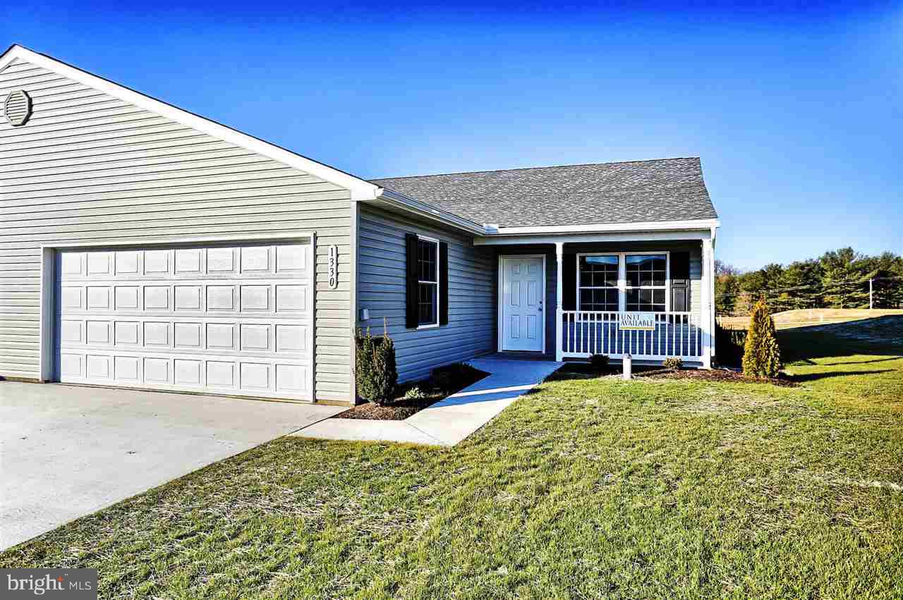 1365 Pleasant View Drive Spring Grove, PA 17362 - Photo 2 of 24 Gallery Image 2
