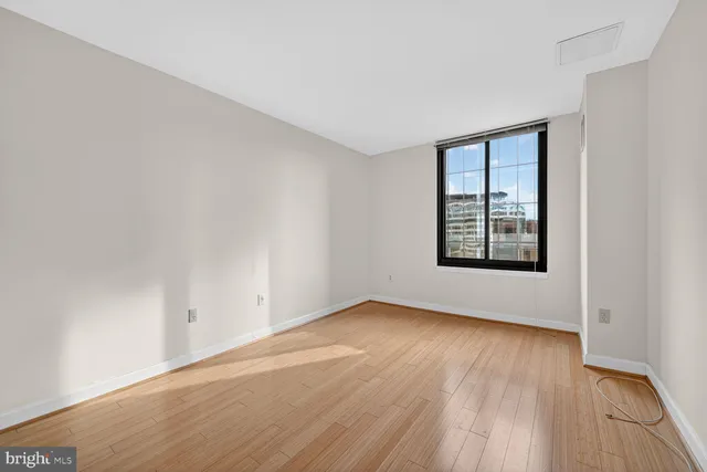 $2,350 | 1301 20th Street Northwest, Unit 1003, Washington, DC 20036