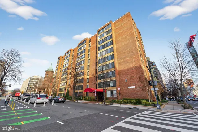 $2,350 | 1301 20th Street Northwest, Unit 1003, Washington, DC 20036