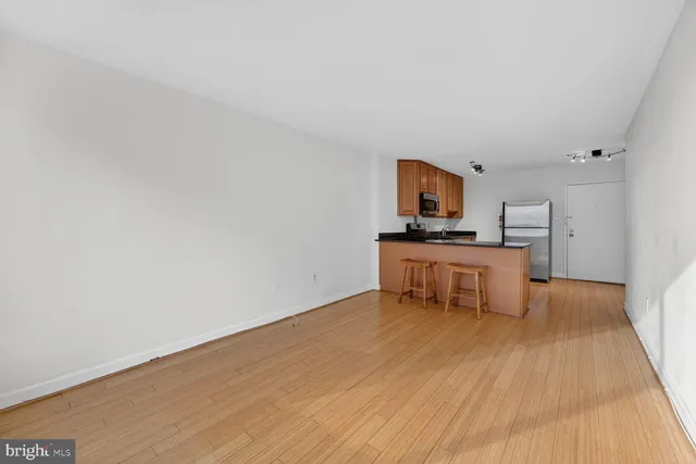 $2,350 | 1301 20th Street Northwest, Unit 1003, Washington, DC 20036