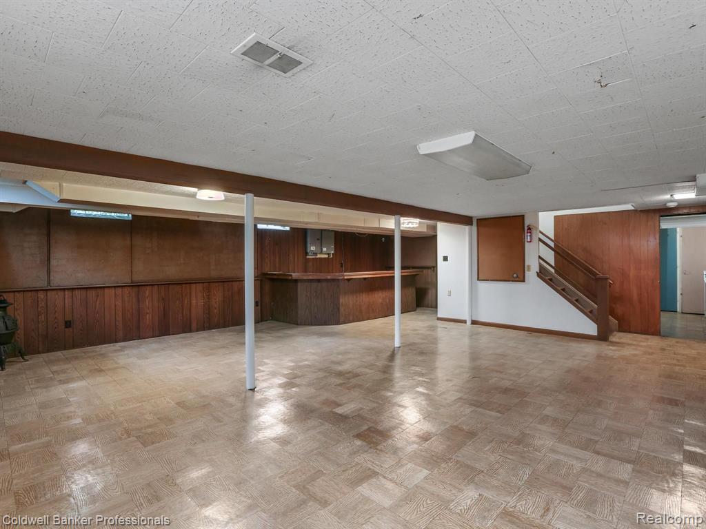 65 South Duval Road Grosse Pointe Shores, MI 48236 - Photo 31 of 40