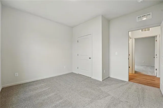 $394,710 | 120 Northwest Mulberry Court, Blue Springs, MO 64064