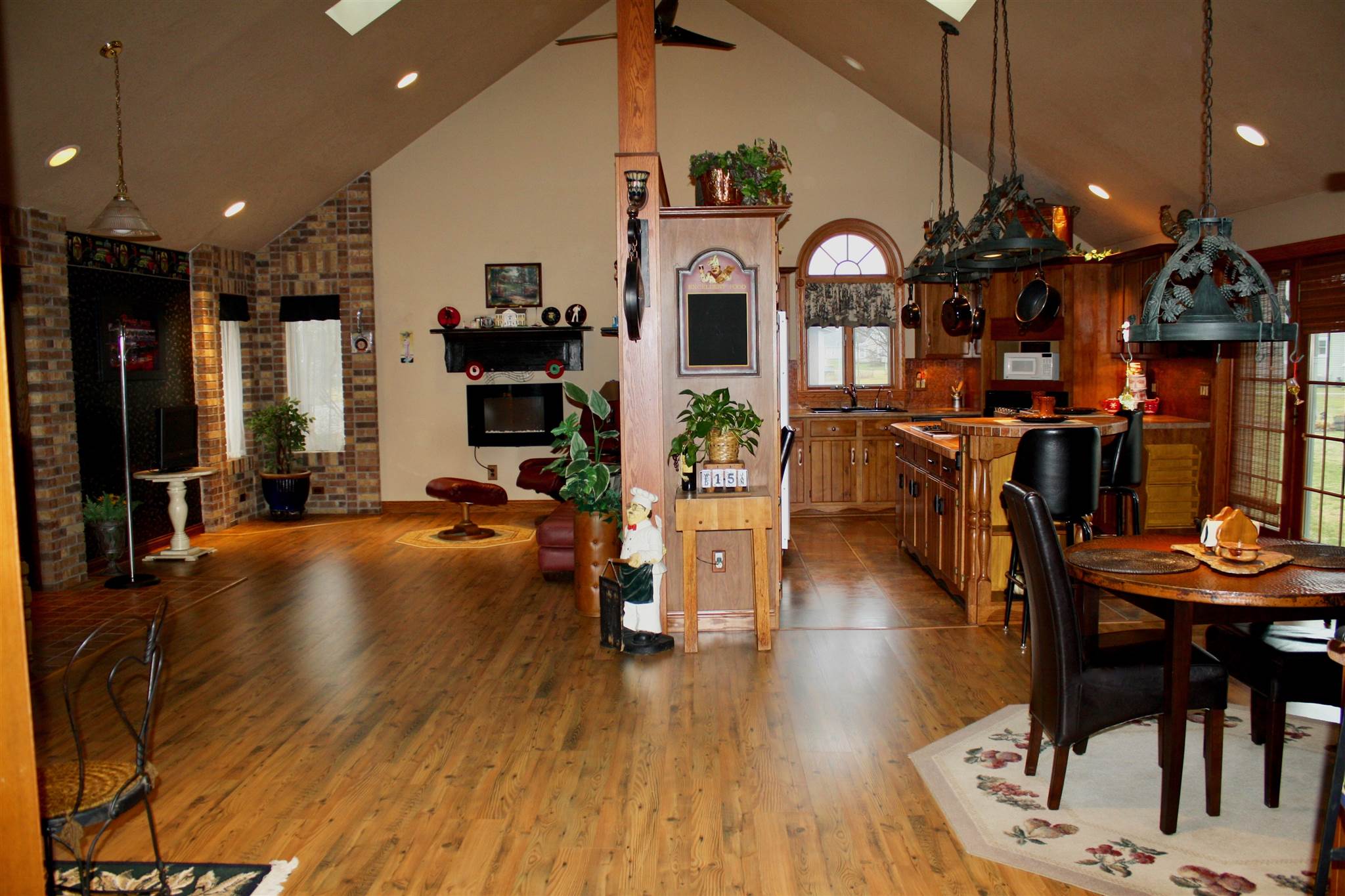 728 North Main Street Warren, IN 46792 - Photo 14 of 36 Gallery Image 14
