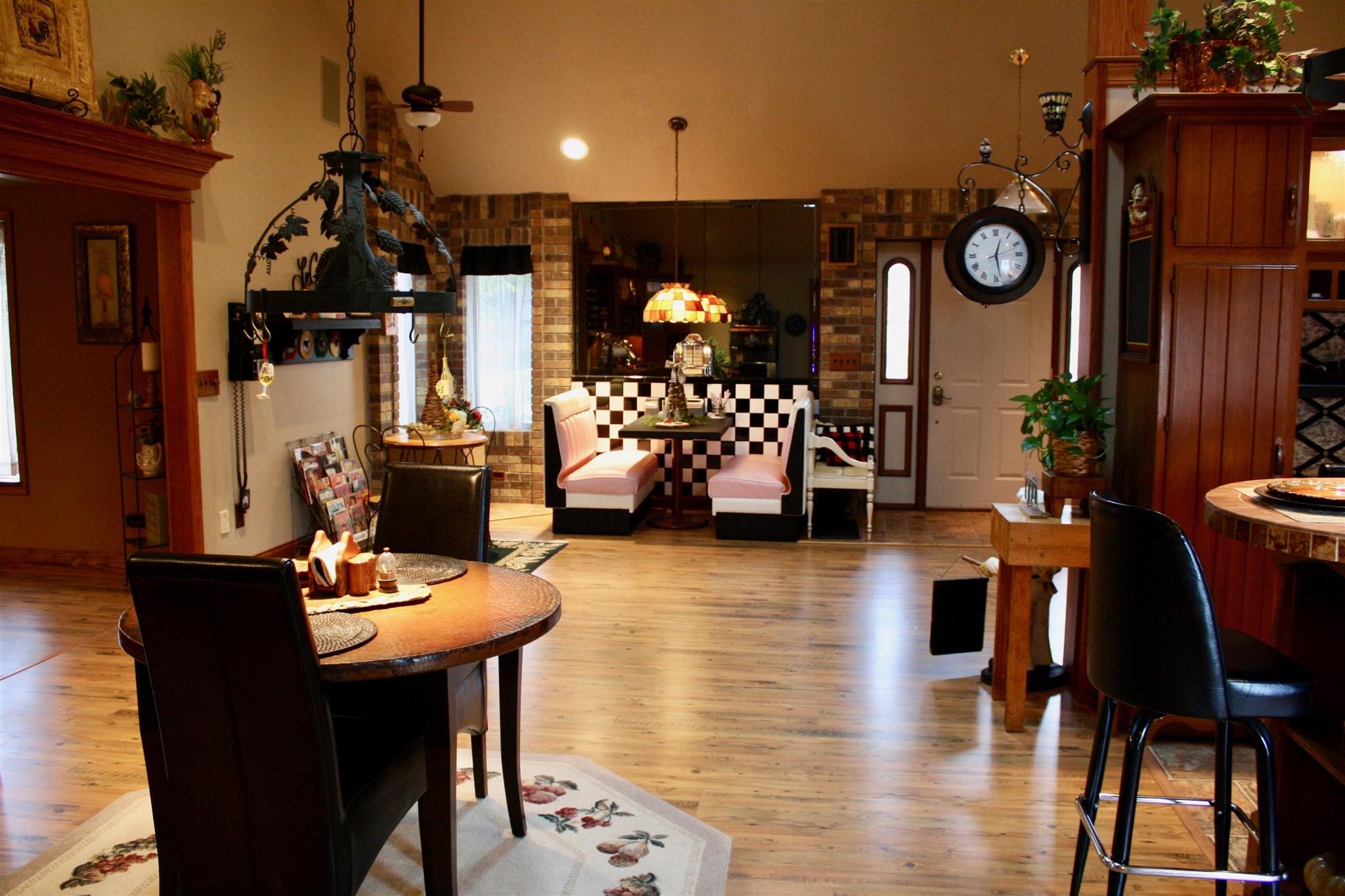 728 North Main Street Warren, IN 46792 - Photo 9 of 36 Gallery Image 9