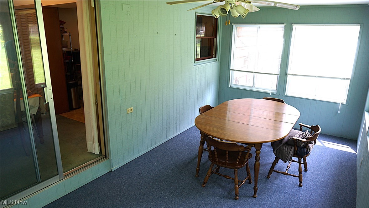 2100 West Pleasant Valley Road Cleveland, OH 44134 - Photo 25 of 30 Carpeted dining area featuring a ceiling fan