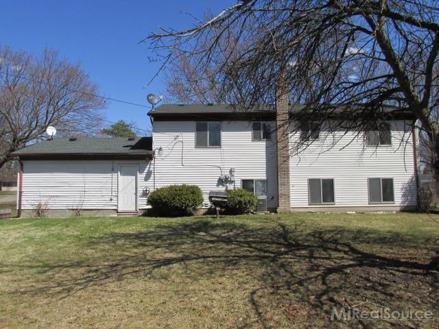 16351 Inkster Road Livonia, MI 48154 - Photo 5 of 30 31191132-4.JPG