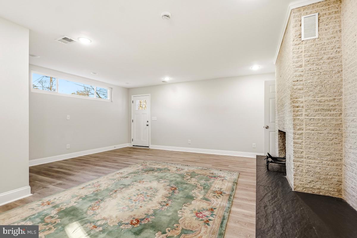 1202 Burton Street Silver Spring, MD 20910 - Photo 24 of 30