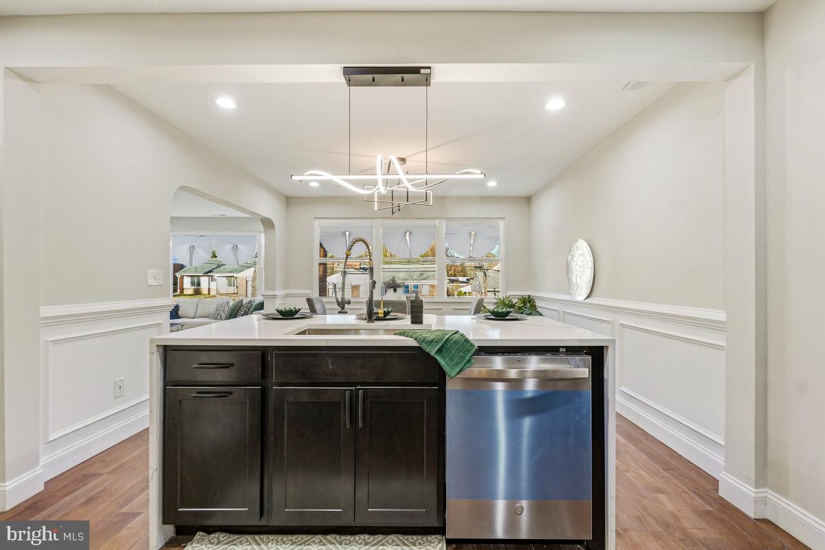 1202 Burton Street Silver Spring, MD 20910 - Photo 9 of 30