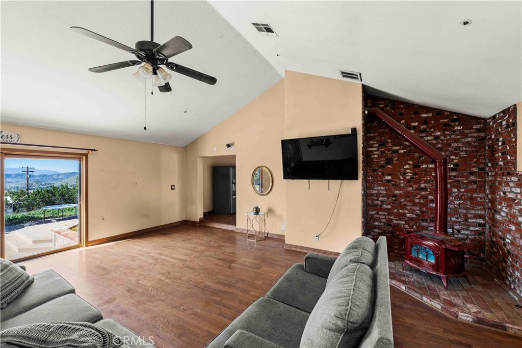 34754 Ellenan Avenue Acton, CA 93510 - Photo 39 of 54