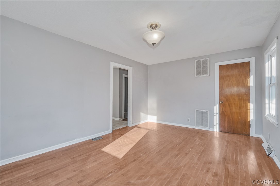 14900 Harrowgate Road Chester, VA 23831 - Photo 14 of 31