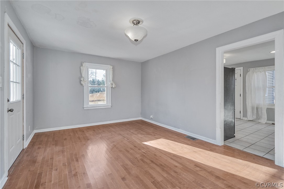 14900 Harrowgate Road Chester, VA 23831 - Photo 15 of 31