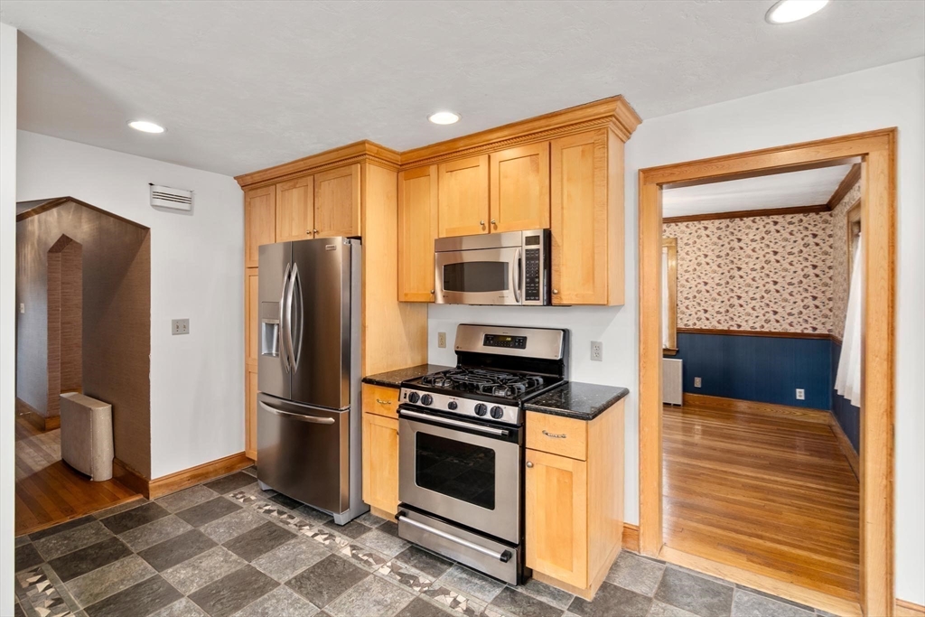 80 Joyce Kilmer Road Boston, MA 02132 - Photo 14 of 37 Gallery Image 14