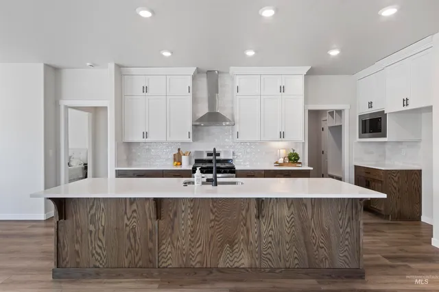 $374,900 | 803 Waveland Avenue, Filer, ID 83328