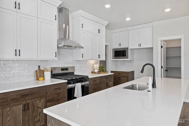 $374,900 | 803 Waveland Avenue, Filer, ID 83328