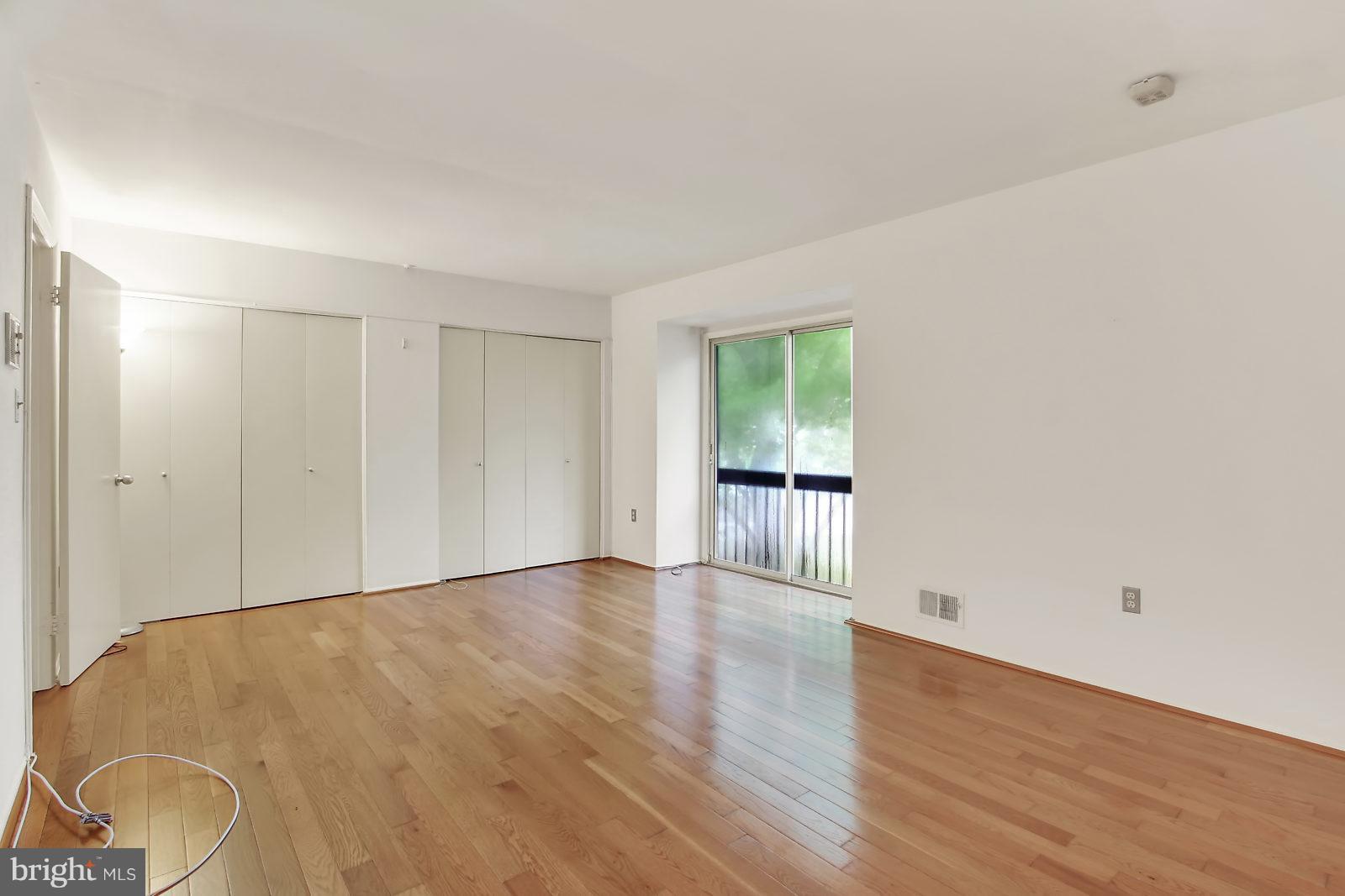 14934 Wellwood Road Silver Spring, MD 20905 - Photo 12 of 26 Bedroom (Master)