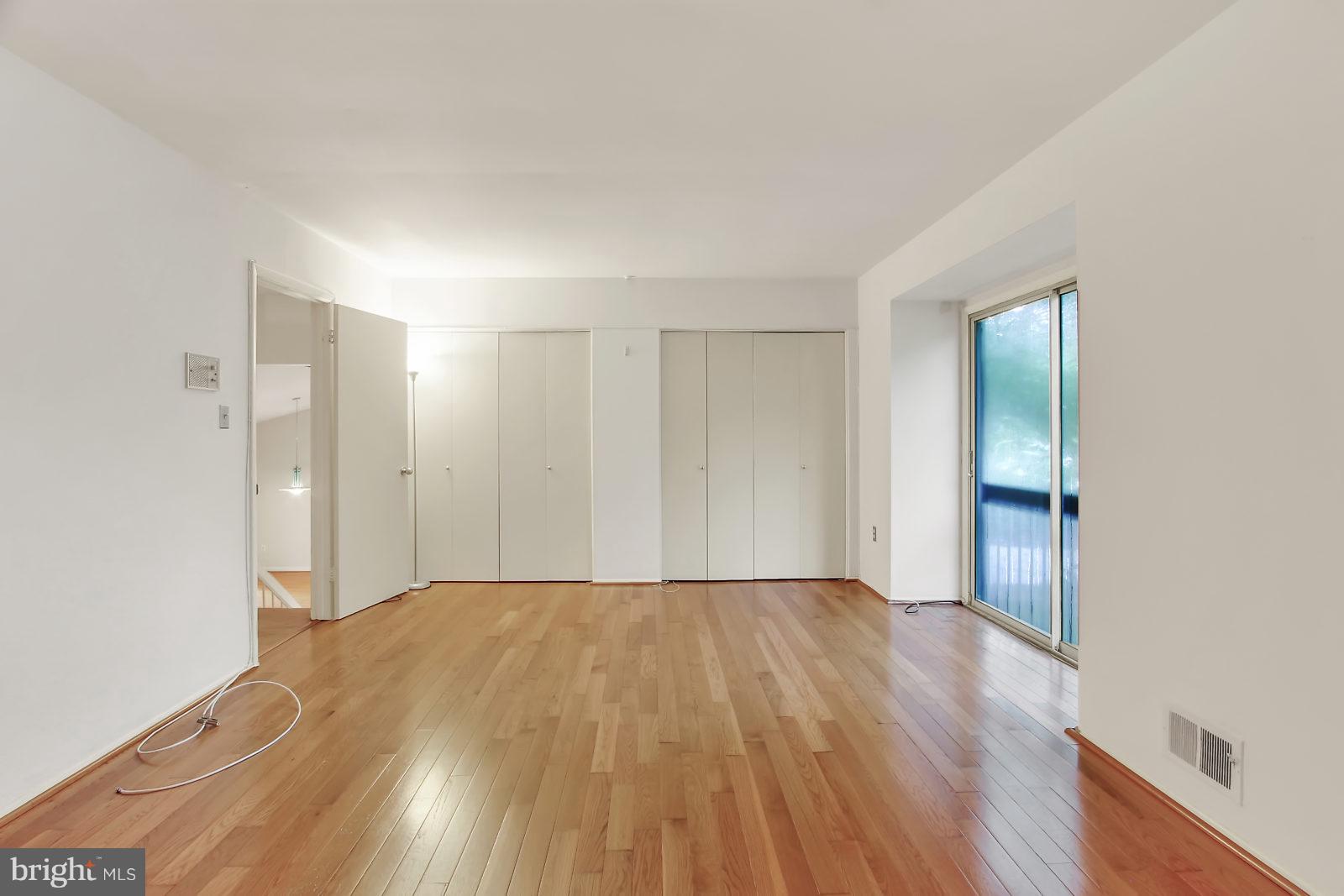 14934 Wellwood Road Silver Spring, MD 20905 - Photo 13 of 26 Bedroom (Master)