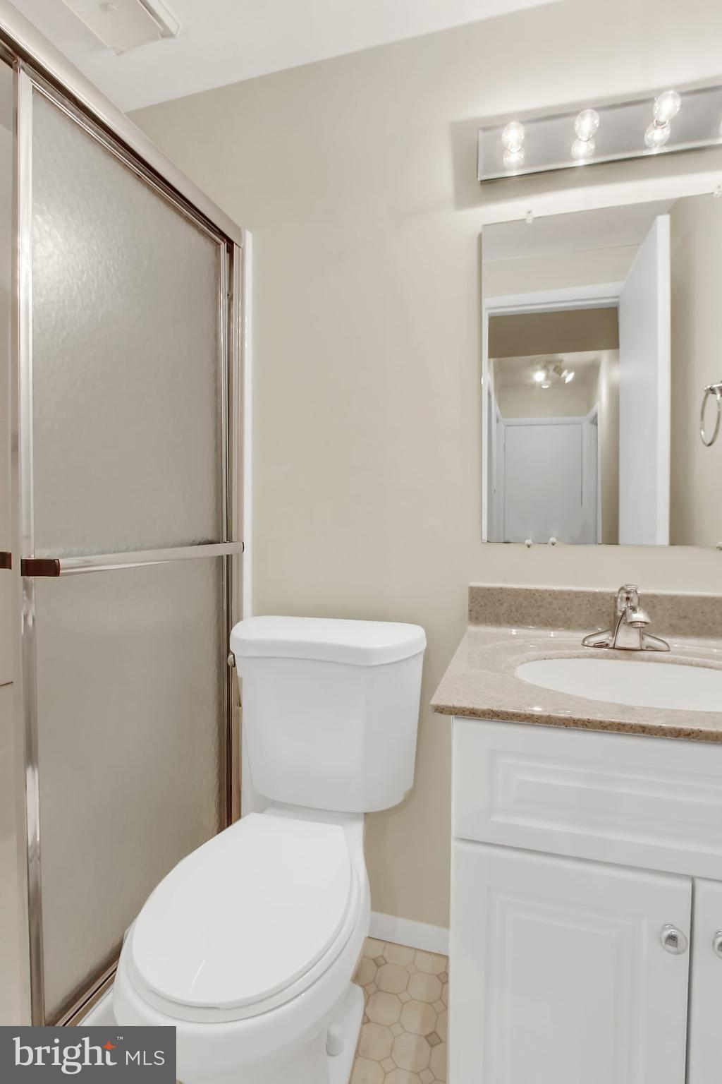 14934 Wellwood Road Silver Spring, MD 20905 - Photo 15 of 26 Bath (Master)