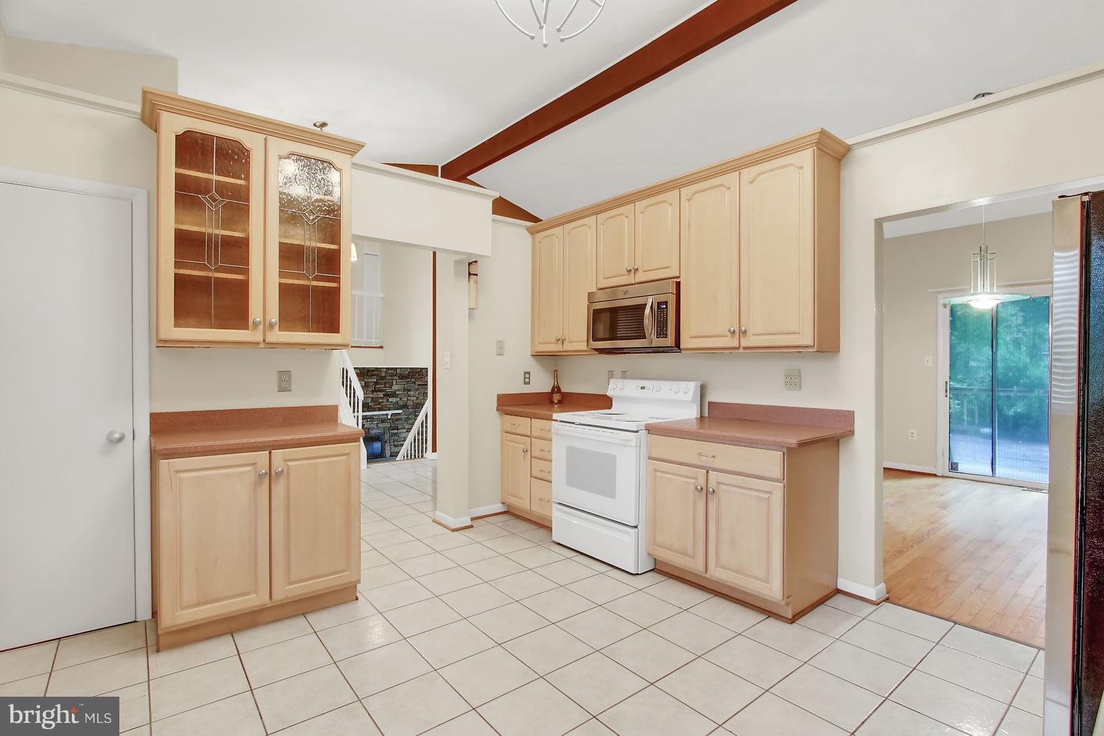 14934 Wellwood Road Silver Spring, MD 20905 - Photo 8 of 26 Kitchen