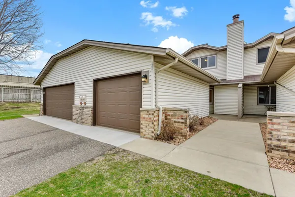 $220,000 | 1338 67th Lane North, Brooklyn Center, MN 55430