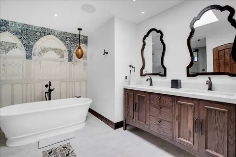 $899,000 | 355 North Avenida Caballeros, Unit 16, Palm Springs, CA 92262