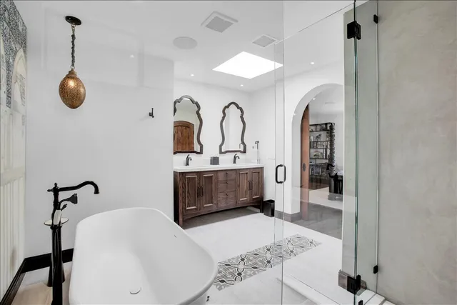 $899,000 | 355 North Avenida Caballeros, Unit 16, Palm Springs, CA 92262