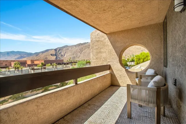$899,000 | 355 North Avenida Caballeros, Unit 16, Palm Springs, CA 92262