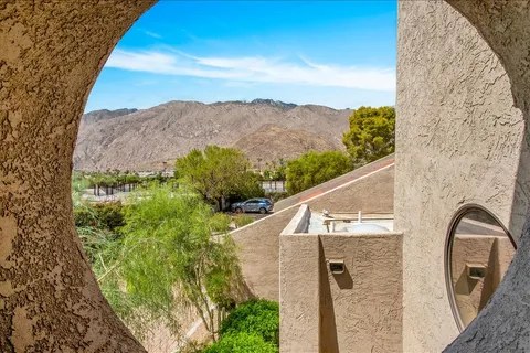 $899,000 | 355 North Avenida Caballeros, Unit 16, Palm Springs, CA 92262