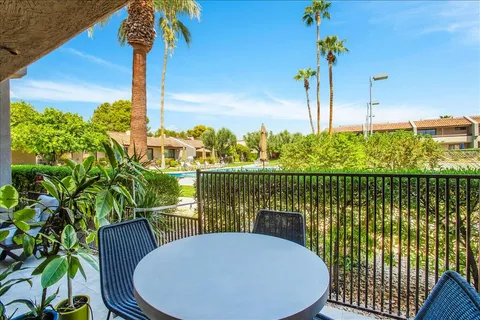 $899,000 | 355 North Avenida Caballeros, Unit 16, Palm Springs, CA 92262