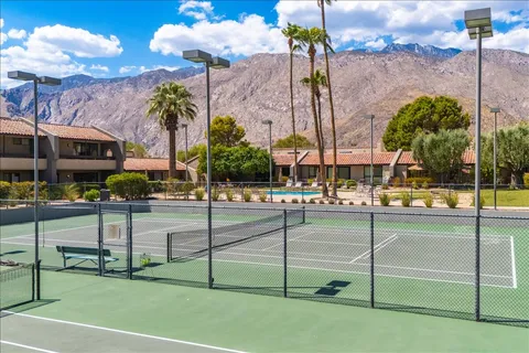 $899,000 | 355 North Avenida Caballeros, Unit 16, Palm Springs, CA 92262