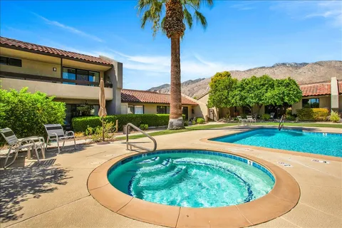 $899,000 | 355 North Avenida Caballeros, Unit 16, Palm Springs, CA 92262