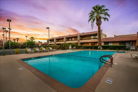 $899,000 | 355 North Avenida Caballeros, Unit 16, Palm Springs, CA 92262