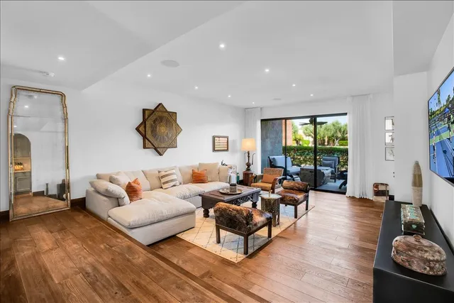 $899,000 | 355 North Avenida Caballeros, Unit 16, Palm Springs, CA 92262