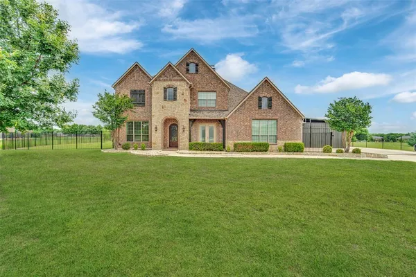 $1,250,000 | 2600 West Hendrix Avenue, Lucas, TX 75002