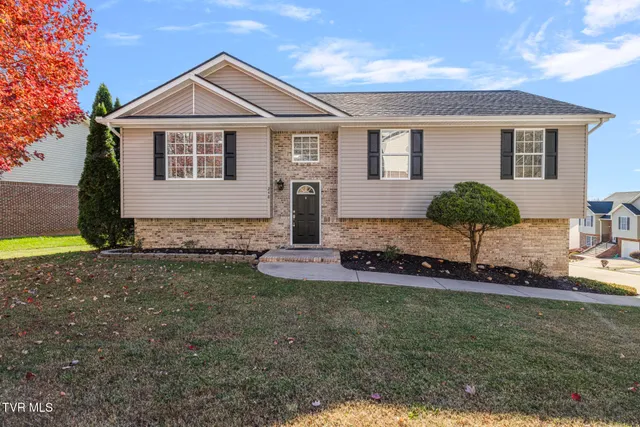 $339,500 | 248 Stone Edge Circle, Kingsport, TN 37660