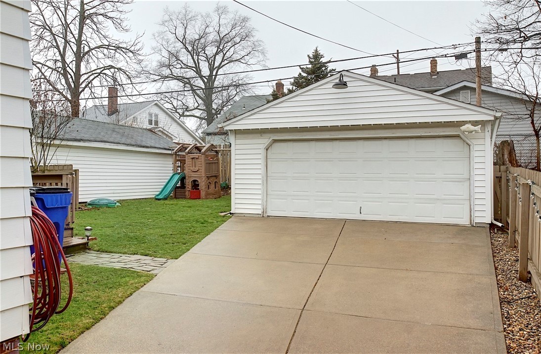 15524 Greenway Road Cleveland, OH 44111 - Photo 28 of 33 Gallery Image 28