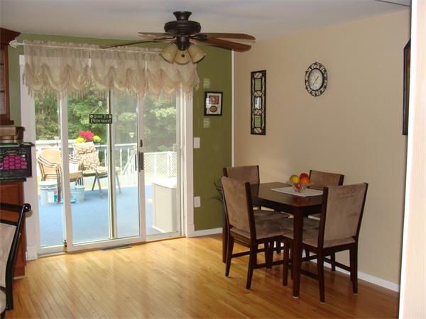 33 Stonehill Road Chelmsford, MA 01863 - Photo 6 of 30