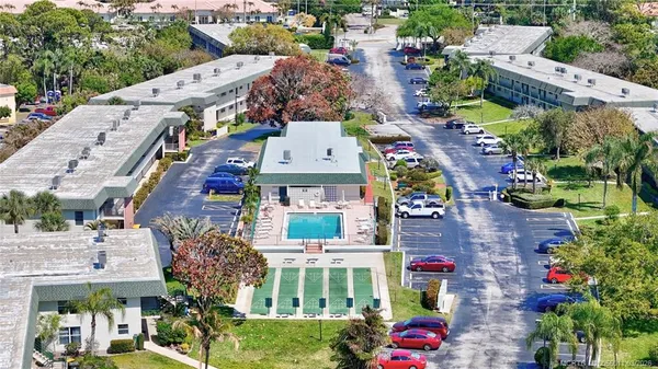 $1,700 | 1900 South Kanner Highway, Unit 108, Stuart, FL 34994