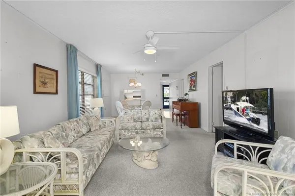 $1,700 | 1900 South Kanner Highway, Unit 108, Stuart, FL 34994