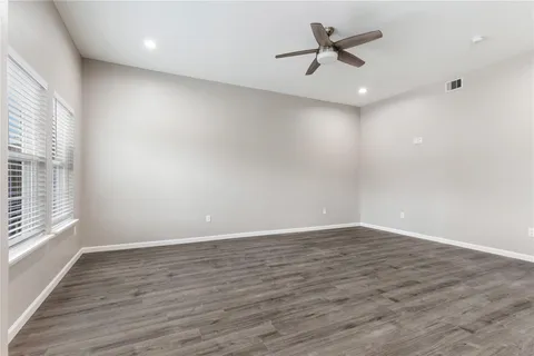 $1,695 | 1321 East 35th Street, Unit B, Houston, TX 77022