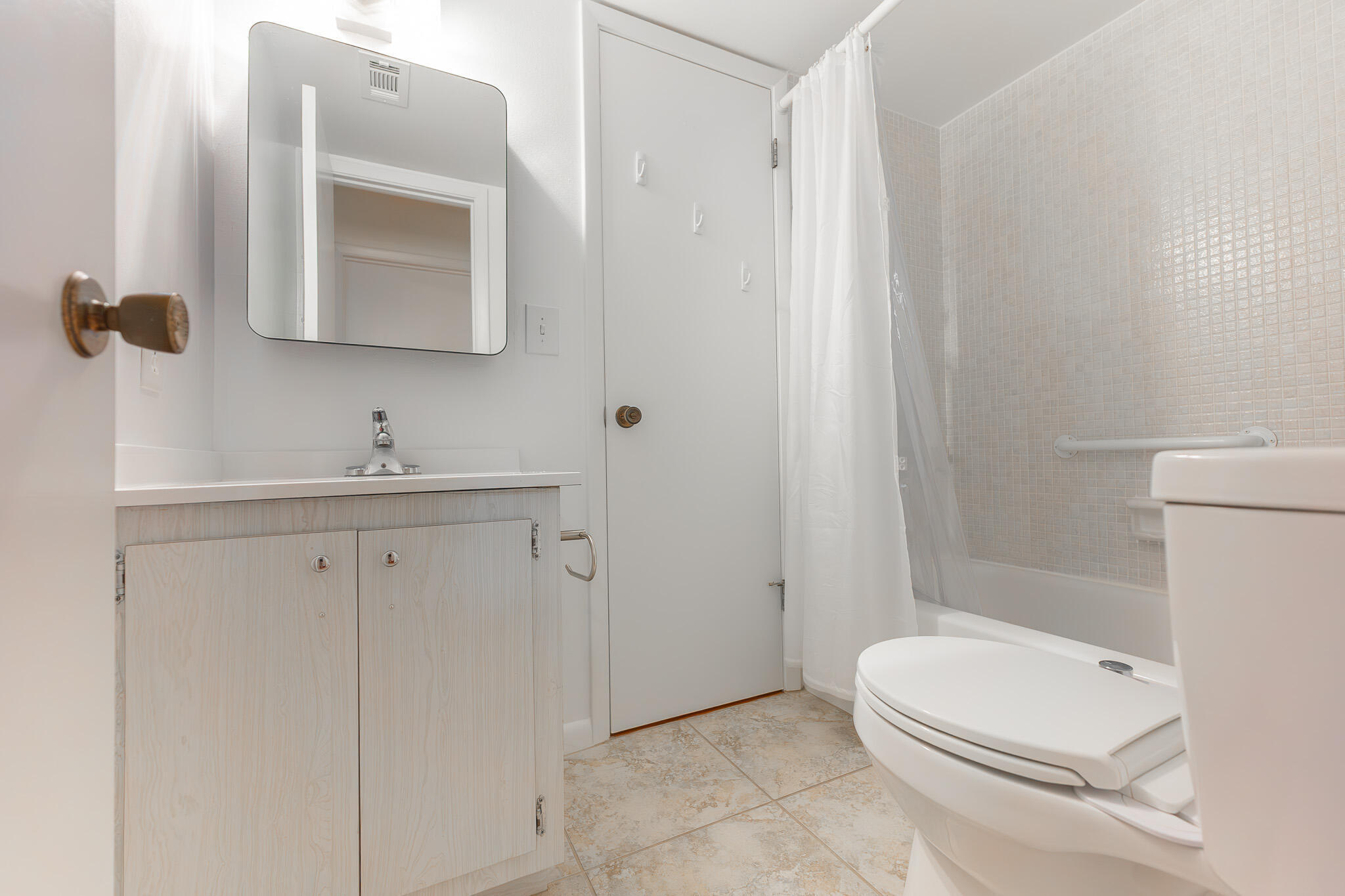 1982 Southwest Palm City Road, Unit I Stuart, FL 34994 - Photo 13 of 25 10