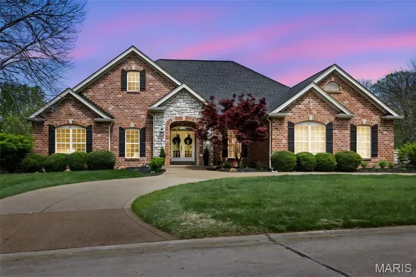$1,225,000 | 234 Cornwall, Weldon Spring, MO 63304