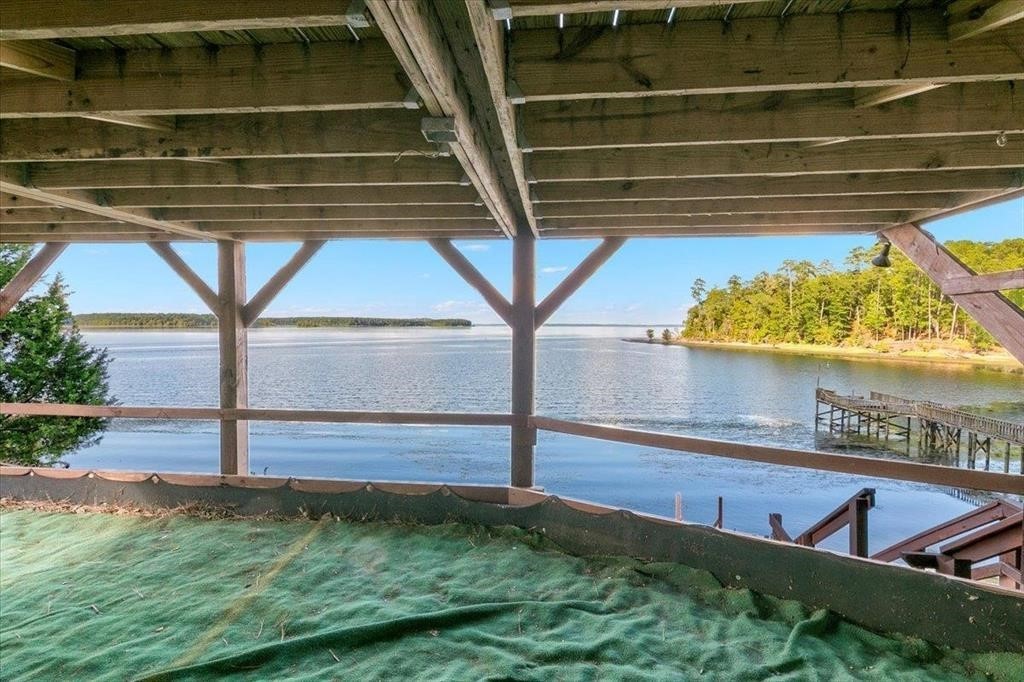 500 Two Coves Hemphill, TX 75948 - Photo 3 of 36 a view of entryway