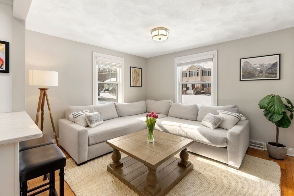 12 Rosedale Avenue North Andover, MA 01845 - Photo 11 of 28 Gallery Image 11