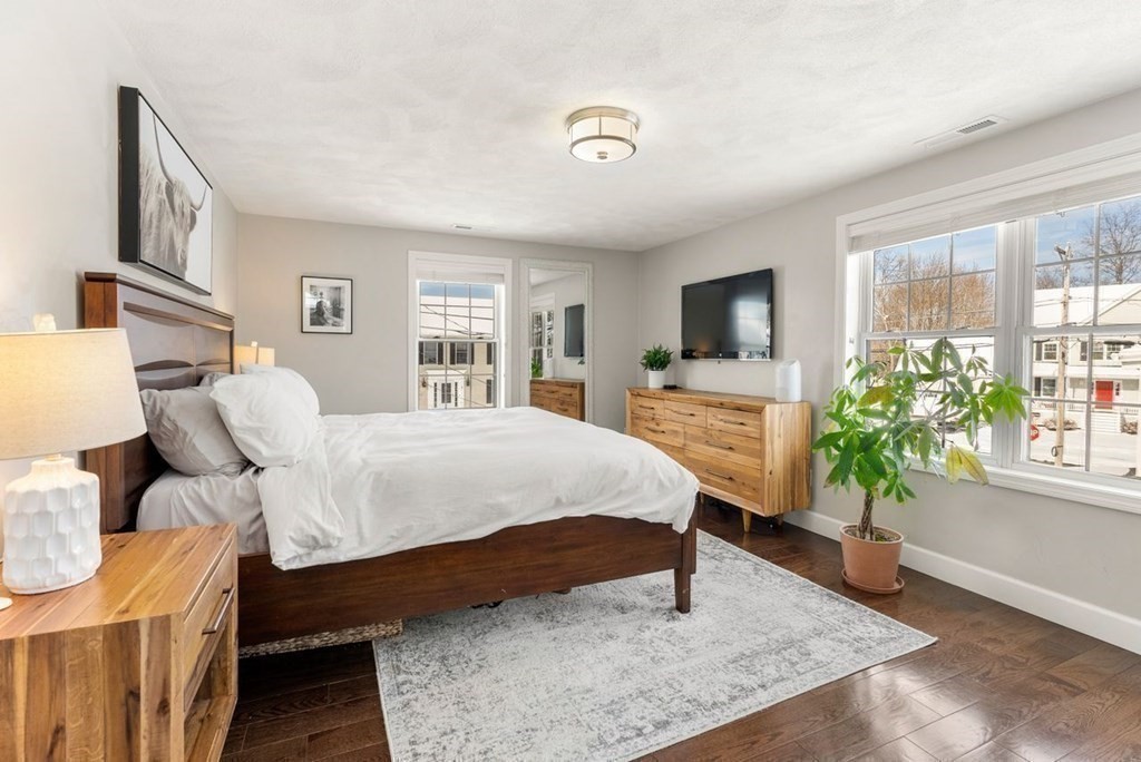 12 Rosedale Avenue North Andover, MA 01845 - Photo 16 of 28 Gallery Image 16
