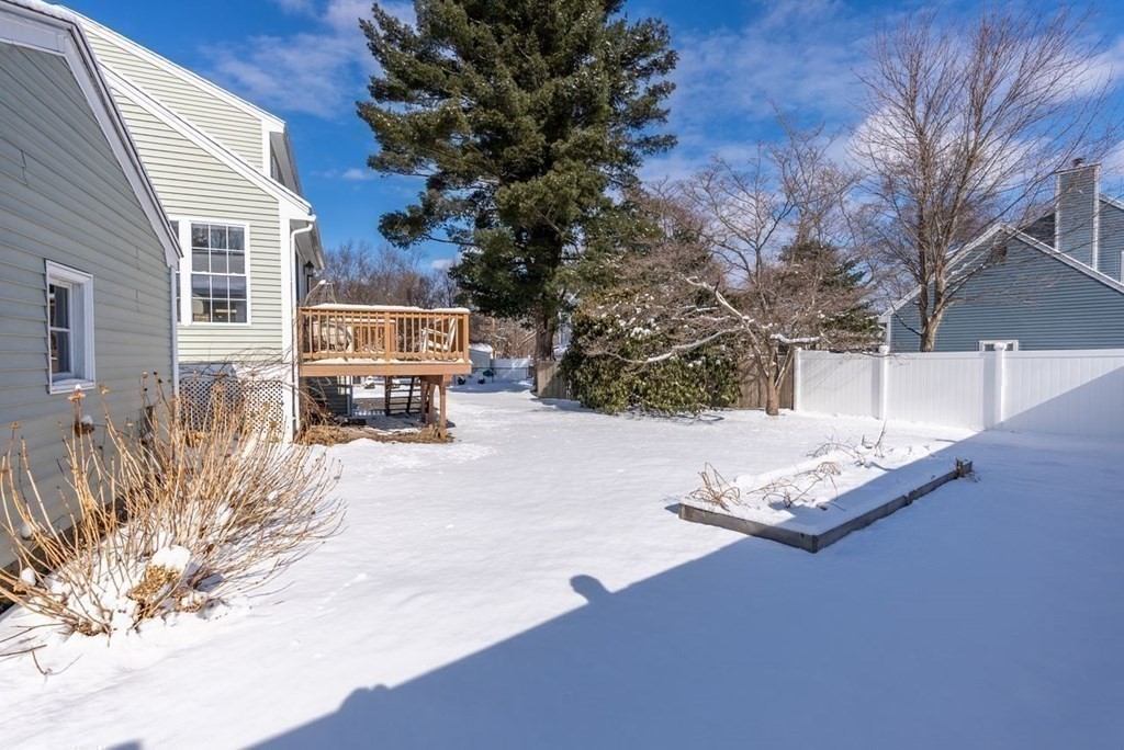 12 Rosedale Avenue North Andover, MA 01845 - Photo 24 of 28 Gallery Image 24