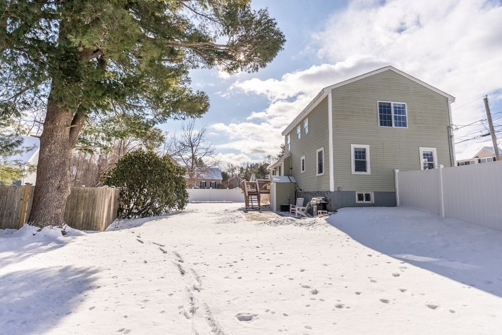 12 Rosedale Avenue North Andover, MA 01845 - Photo 25 of 28 Gallery Image 25