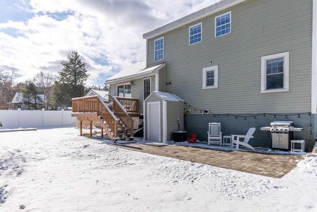 12 Rosedale Avenue North Andover, MA 01845 - Photo 26 of 28 Gallery Image 26