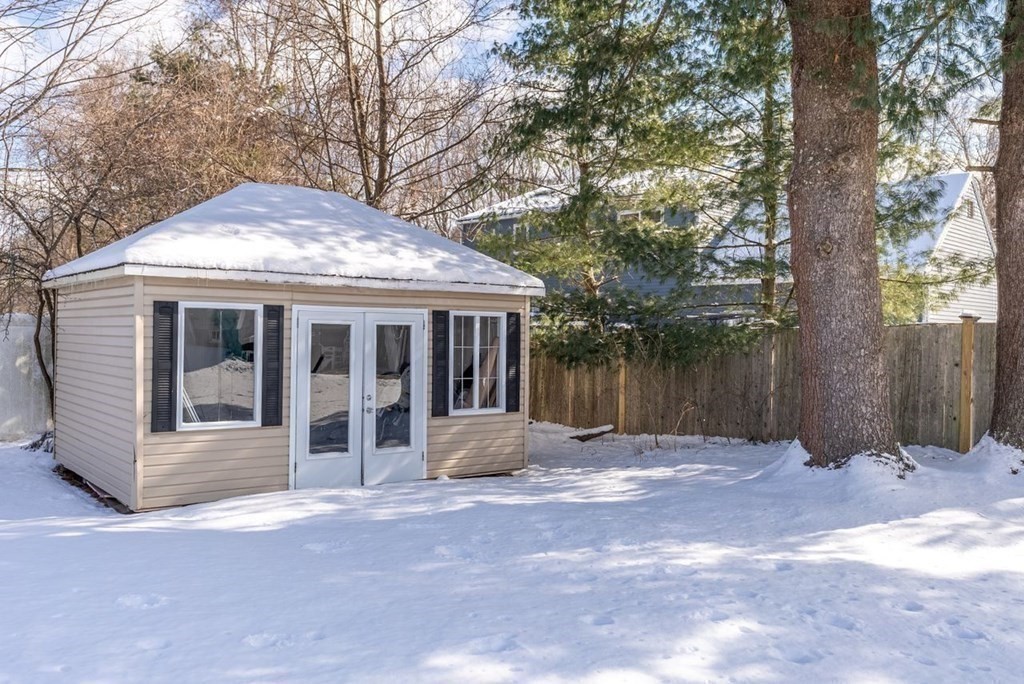 12 Rosedale Avenue North Andover, MA 01845 - Photo 28 of 28 Gallery Image 28